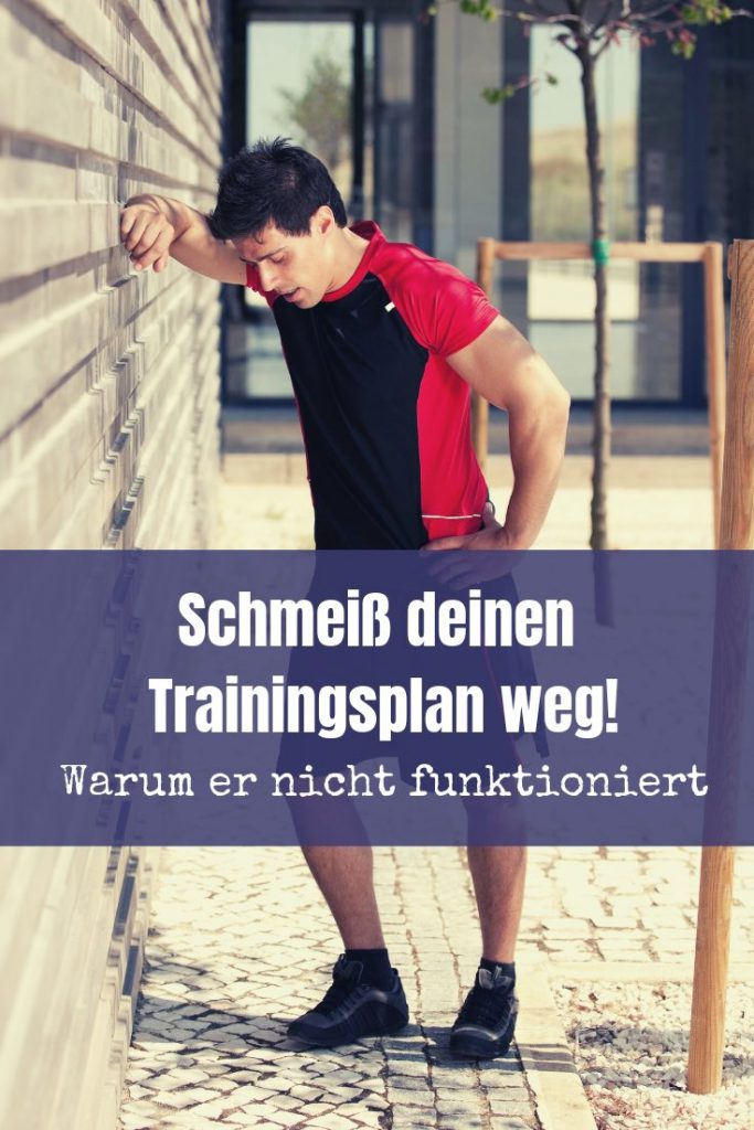 Dein Trainingsplan bringt keine Fortschritte mehr? Hier erfährst du, warum du deinen Plan wegschmeißen sollst und was du für einen guten Plan brauchst.