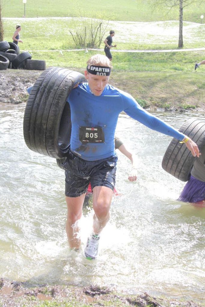 OCR Rennen laufen? Trainer Uwe Kauntz verrät dir, wie du dich optimal auf dein erstes Obstacle Course Race vorbereitest.